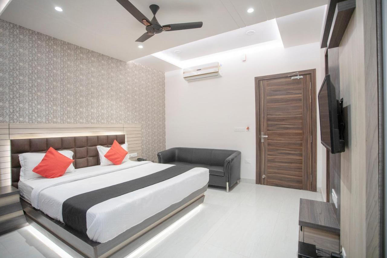 Capital O 69415 Green View Resort Alīgarh Exterior foto